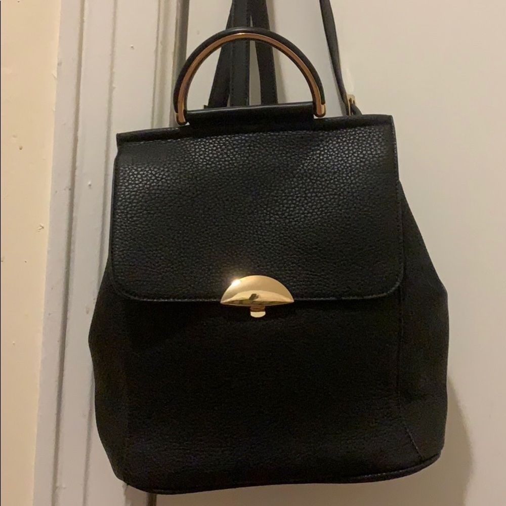 Dream Control Leather Backpack - Picture 2 of 5